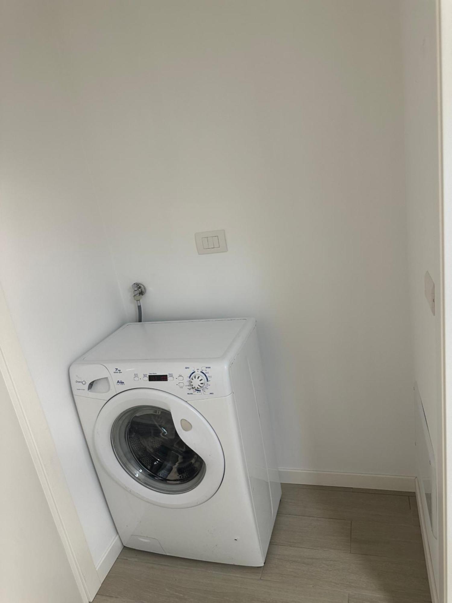 Casa Ideale Tim Appartmanti Moderni Vicina Al Centro レッコ エクステリア 写真