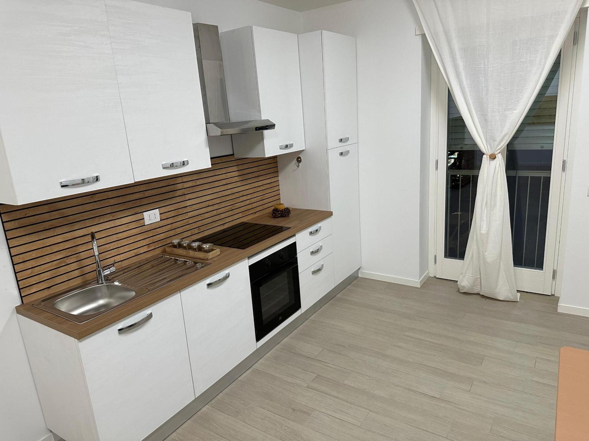 Casa Ideale Tim Appartmanti Moderni Vicina Al Centro レッコ エクステリア 写真
