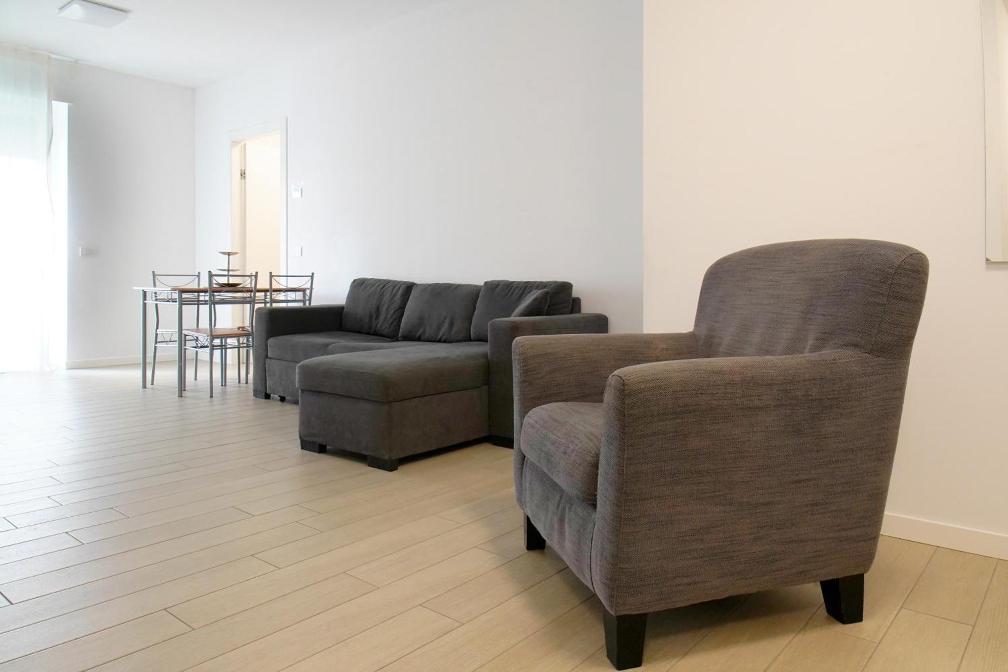 Casa Ideale Tim Appartmanti Moderni Vicina Al Centro レッコ エクステリア 写真